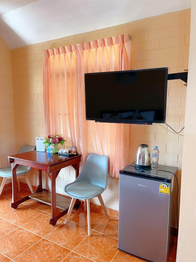 Bunraksa Resort Kamphaeng Phet Exterior foto